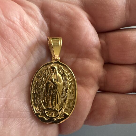 Virgin Mary Stainless Steel Pendant Jesus Christ Religious Faith 24 Inch Gold - Picture 4 of 6
